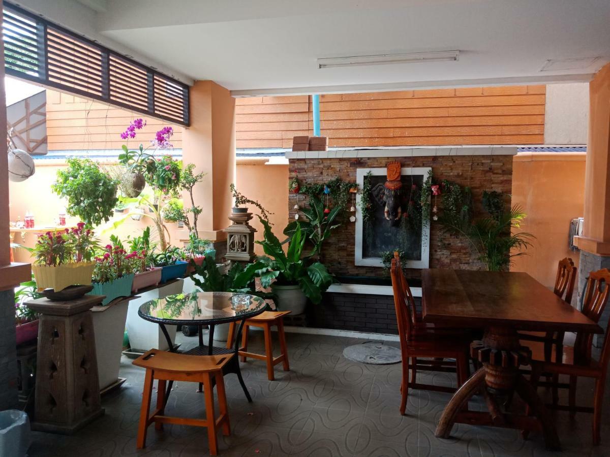 Baanpak Sam Anong Aparthotel Hua Hin Exterior foto